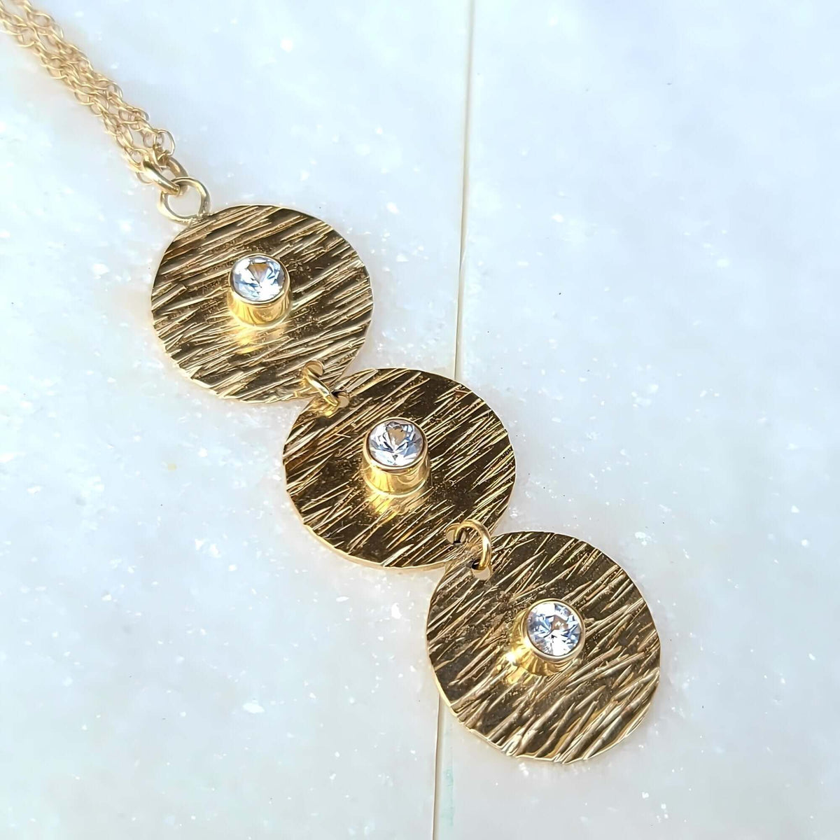 Sincerely Ginger Jewelry 14K Textured White Sapphire Necklace in Yellow Gold