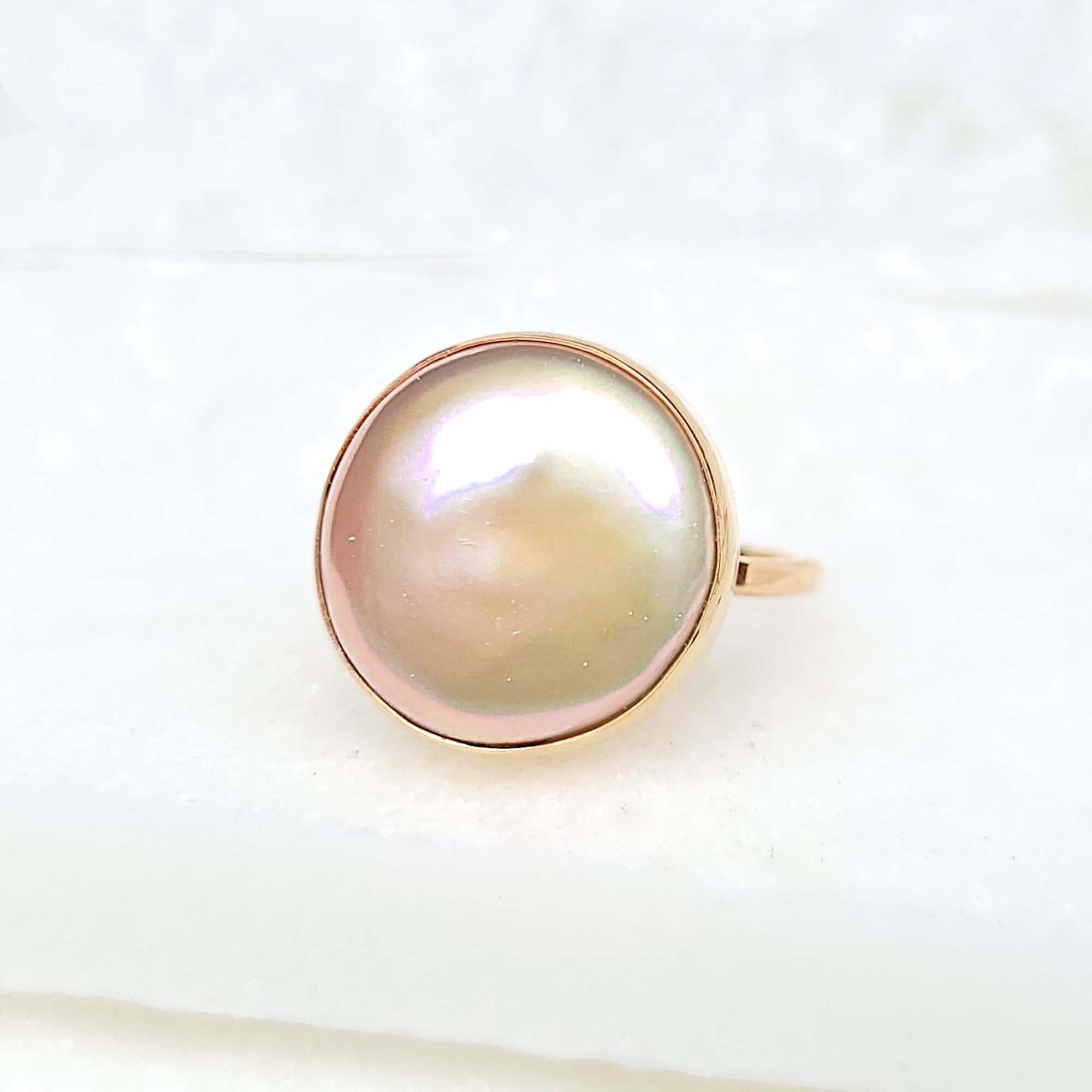 Button pearl top ring