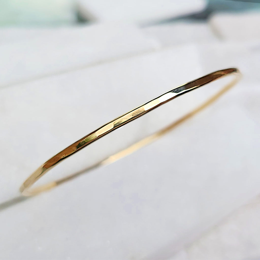 Sincerely Ginger Jewelry 14K Lightly Hammered Bangle in Yellow Gold